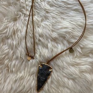 ARROWHEAD NECKLACE